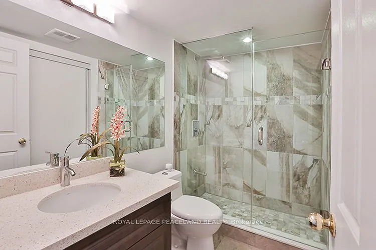 44 Gerrard St W #704 — Photo 16