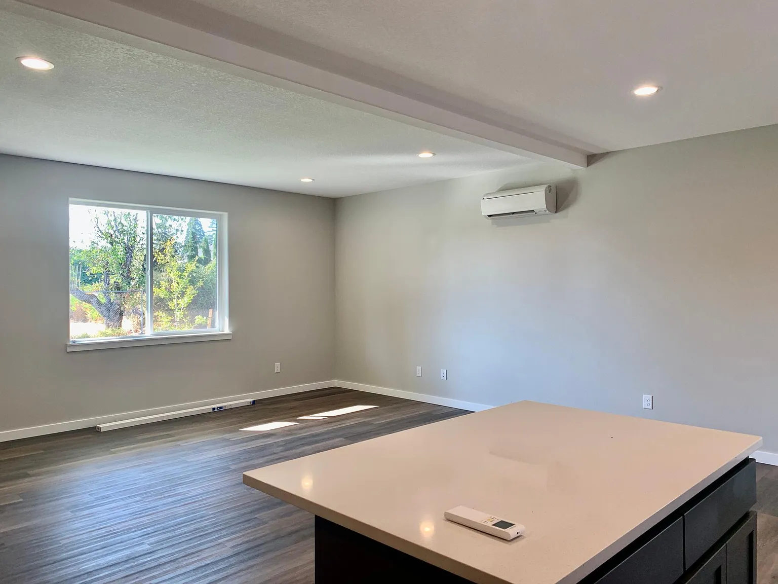 4 bed, 2.5 bath, 1986 sqft, $2,750 — Photo 4