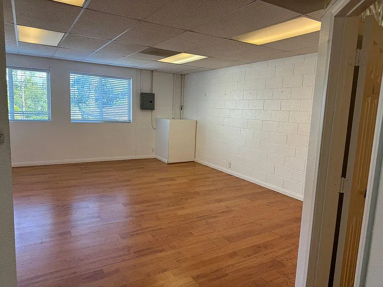 4230 Voltaire St #3 — Photo 30