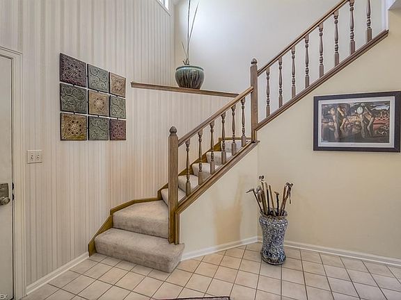 2nd image of 745 Winding Way Dr