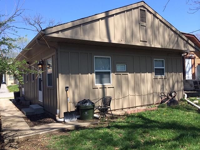 1st image of 3003 1/2 W 44th Pl