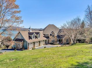 77 Pacific Ave, Moneta, VA 24121