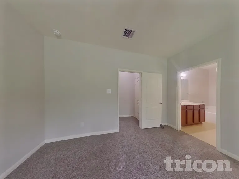 7526 Fettle Ln — Photo 8