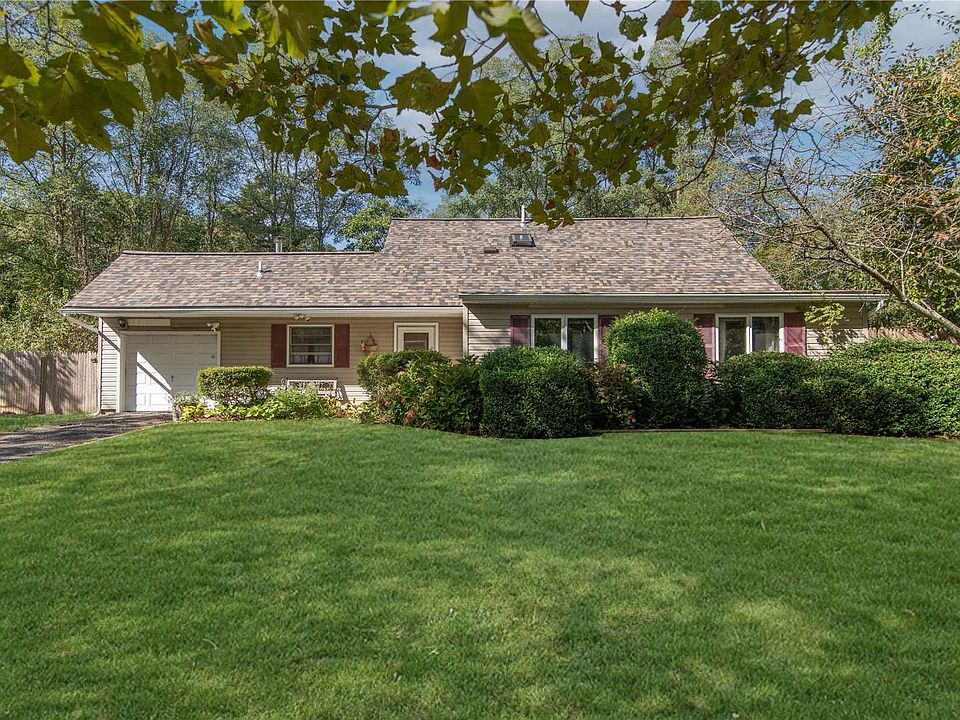 26 S Village Drive, Bellport, NY 11713 Zillow