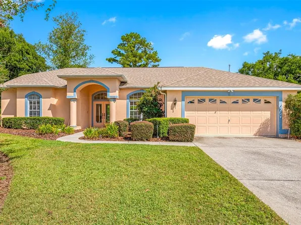 13318 Omega Ct, Dade City, FL 33525