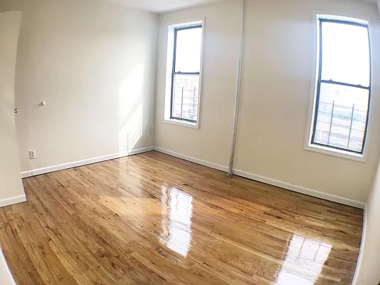 Rented by Lang Realty LLC | media 16