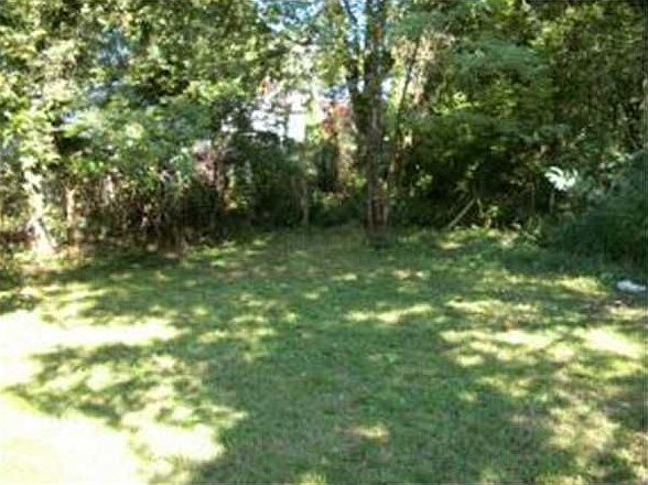 2nd image of 2582 Ogden Ave