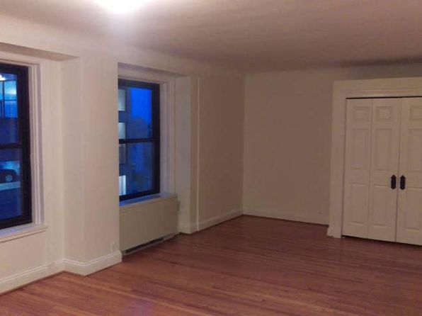 15 E Kirby St APT 324