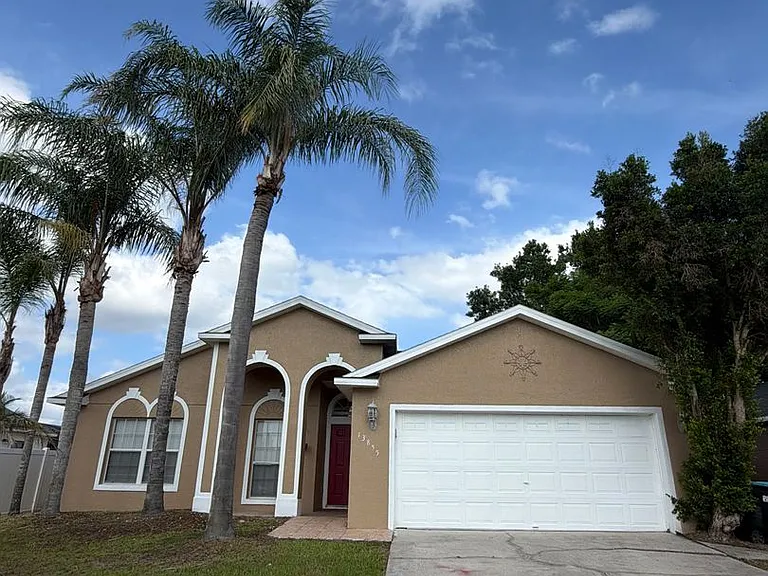 13855 Glasser Ave — Photo 1