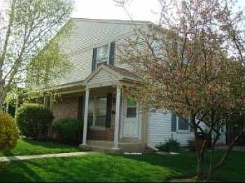 1st image of 615 Shaw Ct