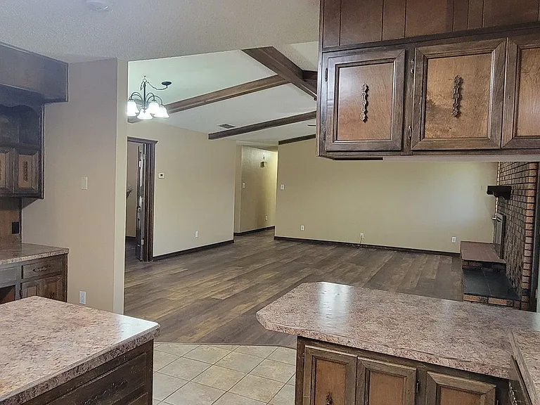 1412 Wilshire Blvd — Photo 10