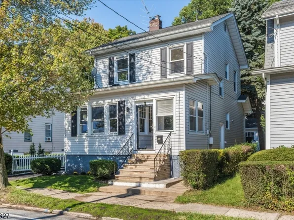41 Essex Ave, Maplewood Twp., NJ 07040