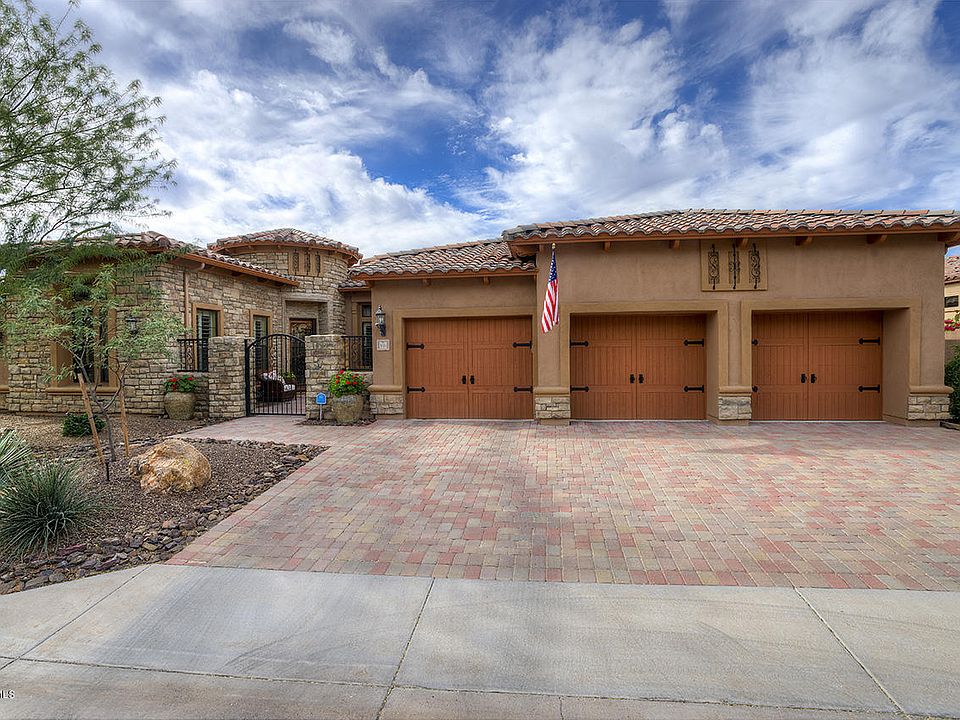 1st image of 3614 N BOULDER CANYON Street N