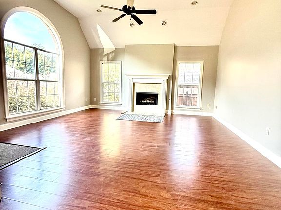 2nd image of 431 Wildberry Cir