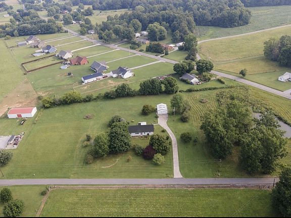 3rd image of 120 Walker Rd