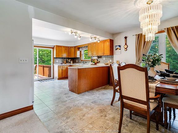 5th image of 701 Point Pelee Dr