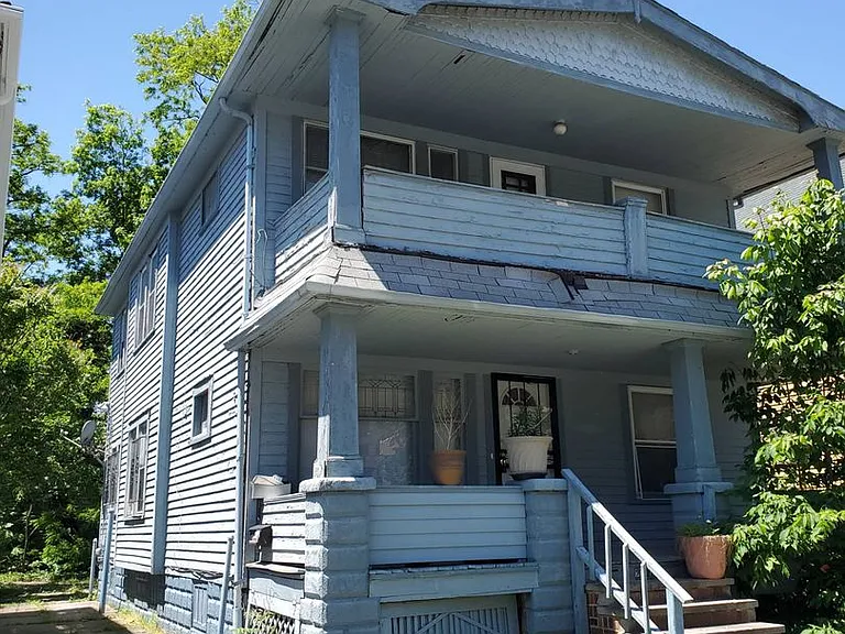 2760 E 122nd St Cleveland 44120 — Photo 17