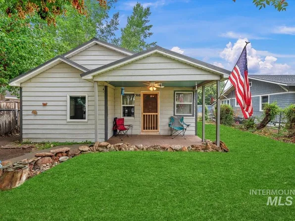 308 W Montana Ave, Homedale, ID 83628
