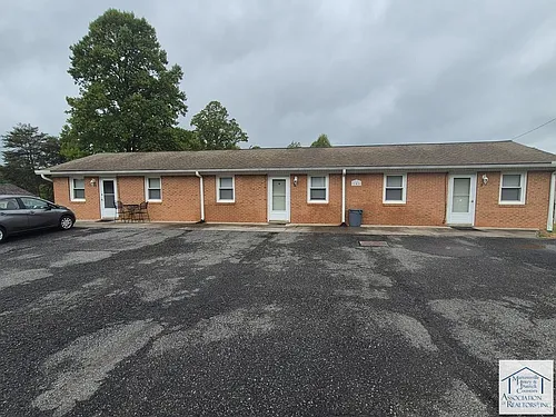 146 J B Dalton Rd Photo 1