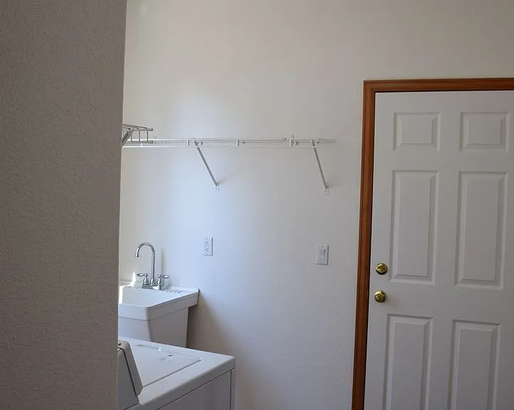 9086 W Chatfield Dr — Photo 9