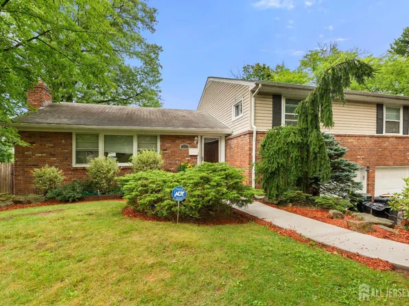29 Devonshire Ter, West Orange, NJ 07052