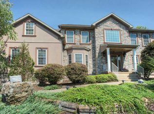 1574 Rachel Rd, Stroudsburg, PA 18360