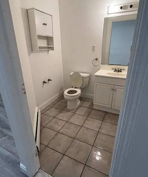 69 Schubert St — Photo 1