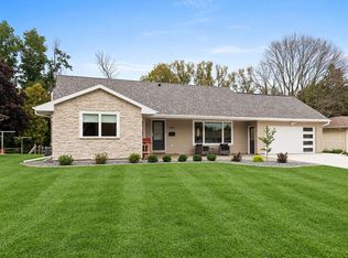929 N 24th STREET, Manitowoc, WI 54220