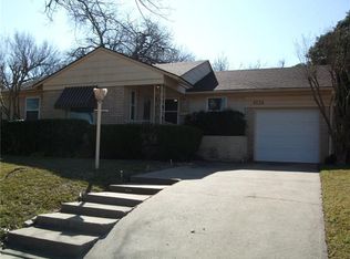 4624 S Ridge Ter, Fort Worth, TX 76133