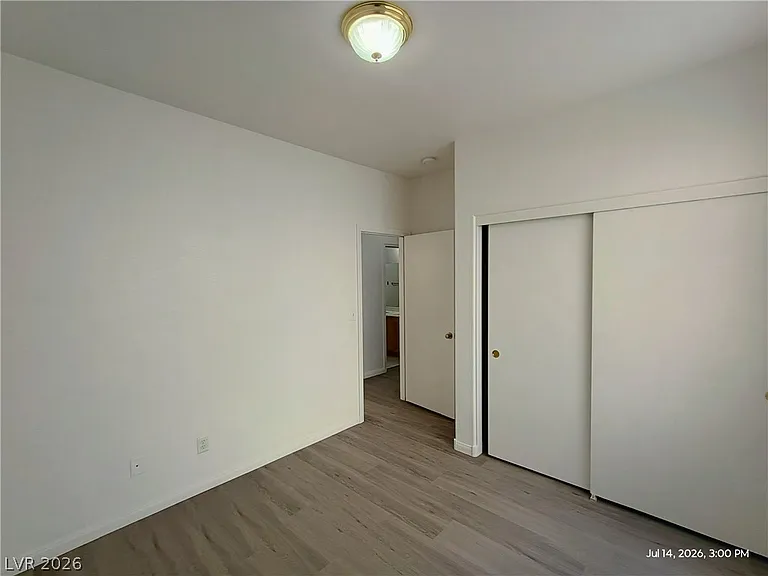 8525 Titania Ct — Photo 7