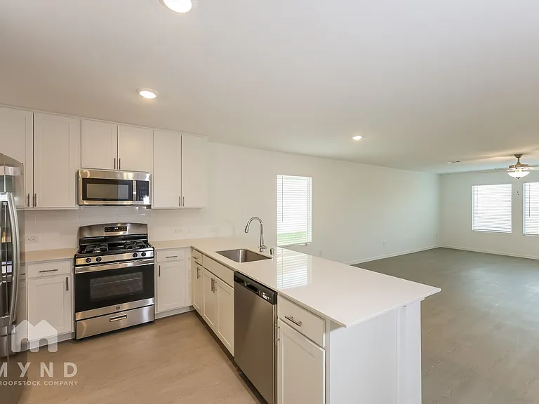 30 West Luxury Rental Homes — Photo 239