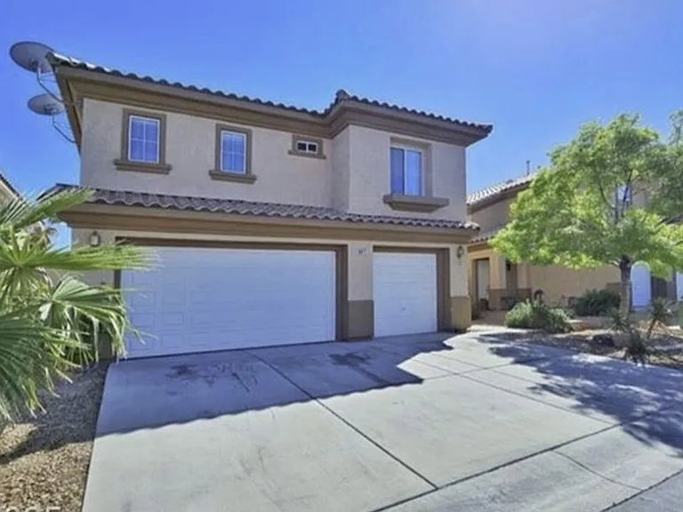 8917 Waltzing Waters Ct — Photo 56
