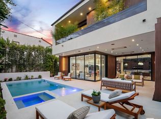 8233 W 4th St, Los Angeles, CA 90048