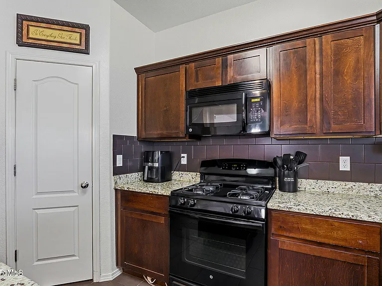 14668 Oldenberg Ct — Photo 14