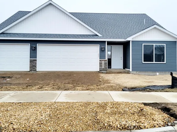 910 Cook St, Saint Peter, MN 56082