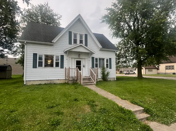 237 S East St, Tipton, IN 46072