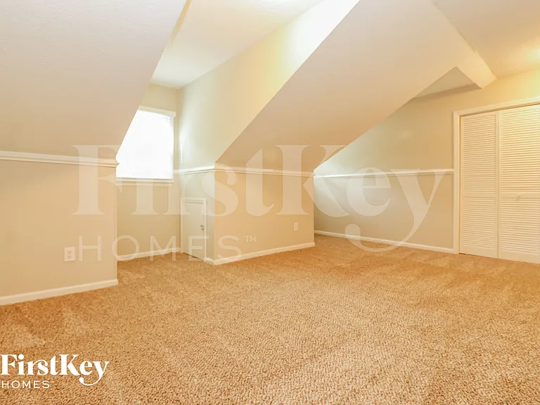 104 Beaumont Ct — Photo 12
