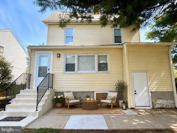 271 W Merchant St #1, Audubon, NJ 08106