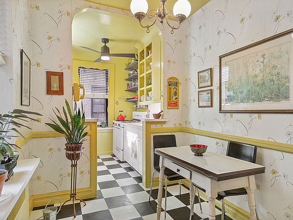4th image of 45 Park Ter W APT 4H
