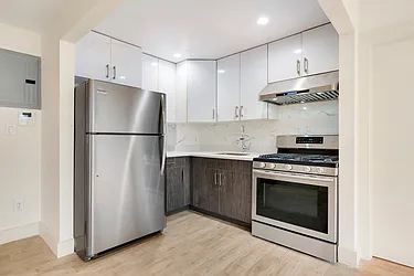 Rented by (Legacy) Elegran