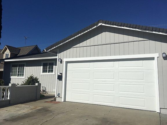 2nd image of 3219 Tulipwood Ln