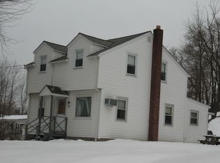 33 Deller Rd, Lloyd, NY 12528