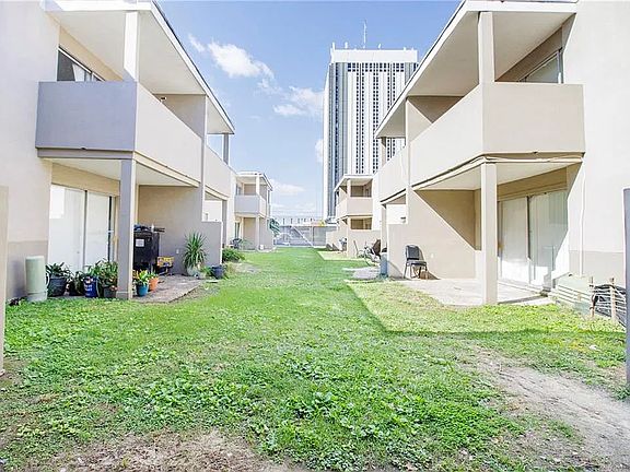 3rd image of 5750 Florida Blvd #B