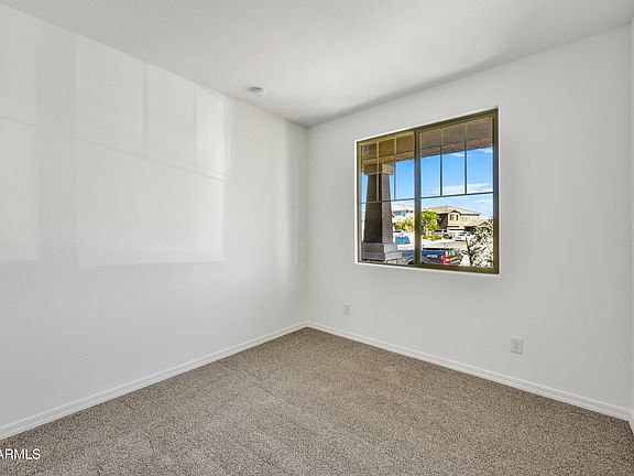 2nd image of 19261 W SAN MIGUEL Avenue