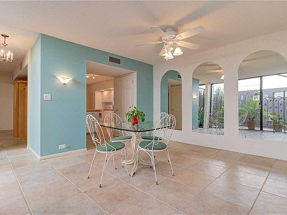 3rd image of 307 Pine Run Dr #307