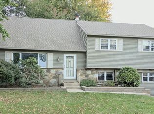 786 Boxwood Dr, Warminster, PA 18974