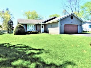1931 Pheasant Ave, Twin Lakes, WI 53181