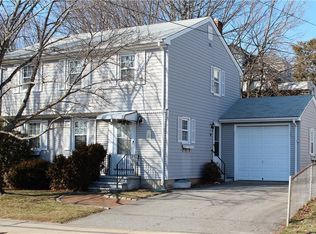 395 Eaton St, Providence, RI 02908