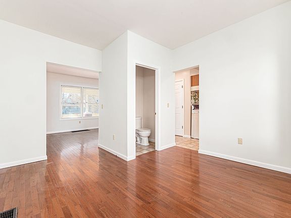 015_0_N 146 S Burgess Ave 027_03072023