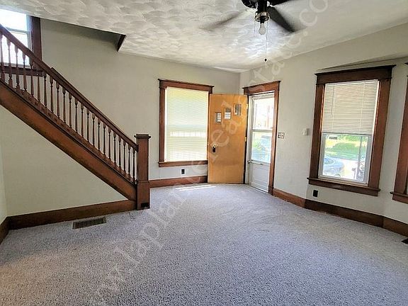 2nd image of 643 Clark St #1